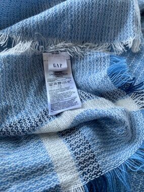 GAP Blue & White Plaid Fringe Scarf